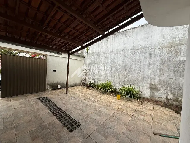 Casa 2 quartos e 2 banheiros, para alugar, no bairro Cruzeiro em Vitória da Conquista