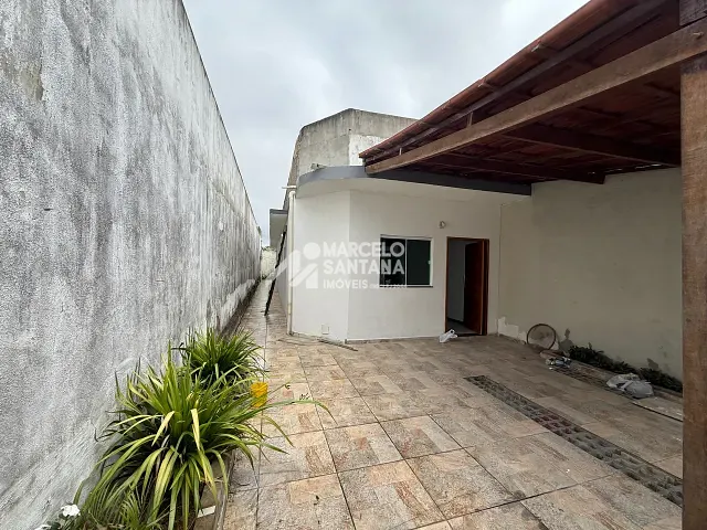 Casa 2 quartos e 2 banheiros, para alugar, no bairro Cruzeiro em Vitória da Conquista
