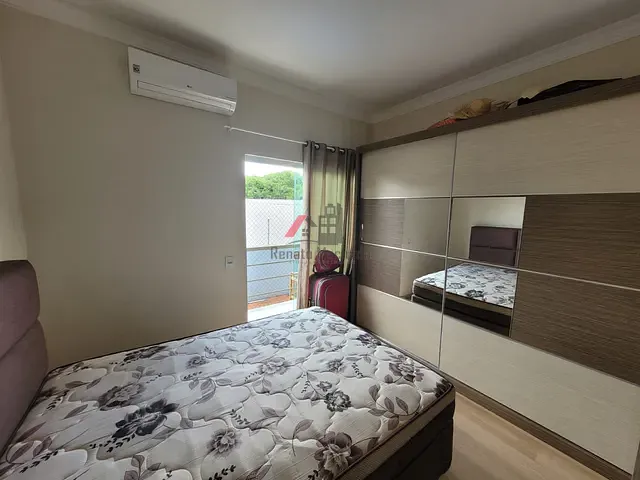 Casa com 144m² 2 quartos e 2 banheiros, à venda, no bairro Parque Siomara em Arapongas
