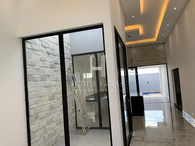 Casa com 284m² 2 quartos e 3 banheiros, à venda, no bairro Setor Três Marias em Goiânia