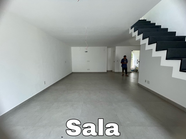 Casa 5 quartos e 6 banheiros, à venda, no bairro Pechincha em Rio de Janeiro