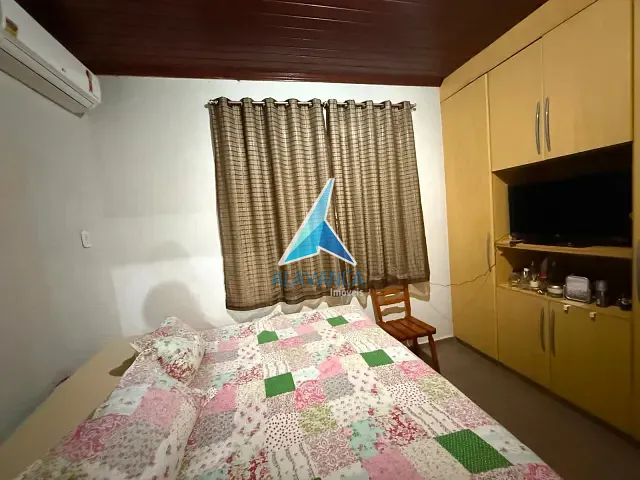 Casa com 360m² 3 quartos e 2 banheiros, à venda, no bairro Nossa Senhora das Graças em Governador Valadares