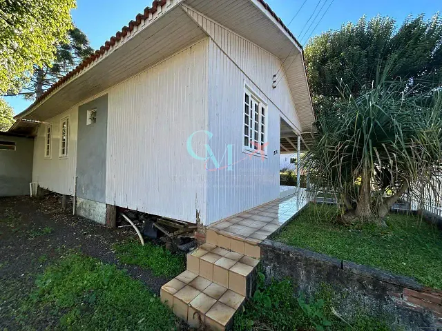 Casa com 93m² 2 quartos e 2 banheiros, à venda, no bairro Vila cezamo em Xanxerê