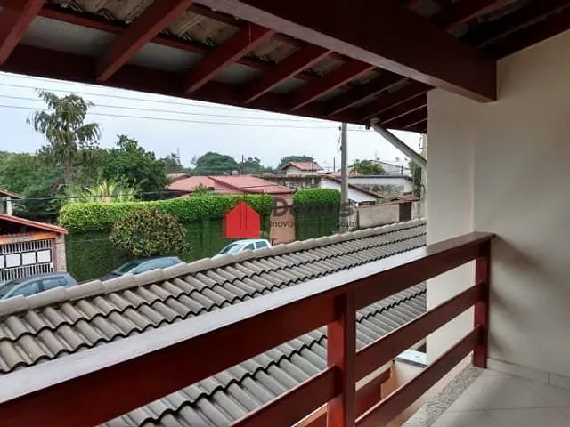 Sobrado com 138m² 3 quartos e 3 banheiros, à venda ou para alugar, no bairro Alto do Cardoso em Pindamonhangaba