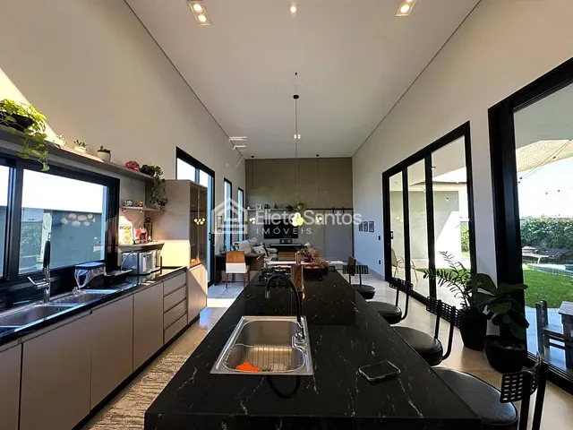 Casa com 450m² 3 quartos e 4 banheiros, à venda, no bairro Jardim Phillipson Park em Americana