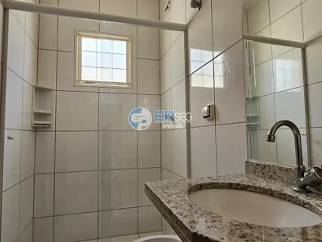 Casa com 125m² 3 quartos e 1 banheiro, à venda, no bairro Residencial José B Almeida em Londrina