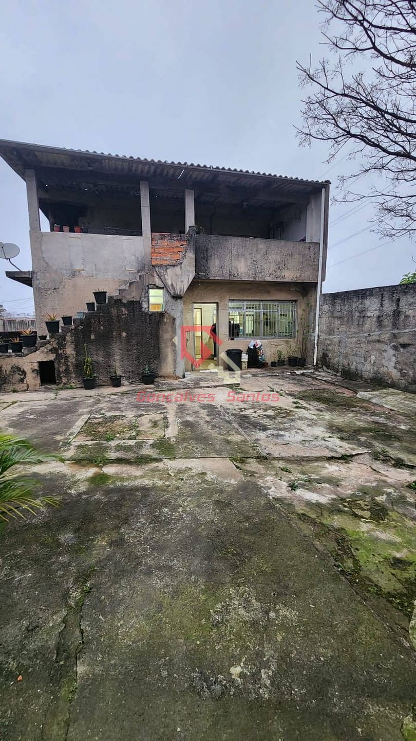 Casa à venda com 5 quartos, 260m² - Foto 13