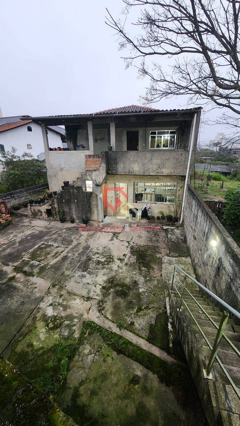 Casa à venda com 5 quartos, 260m² - Foto 11