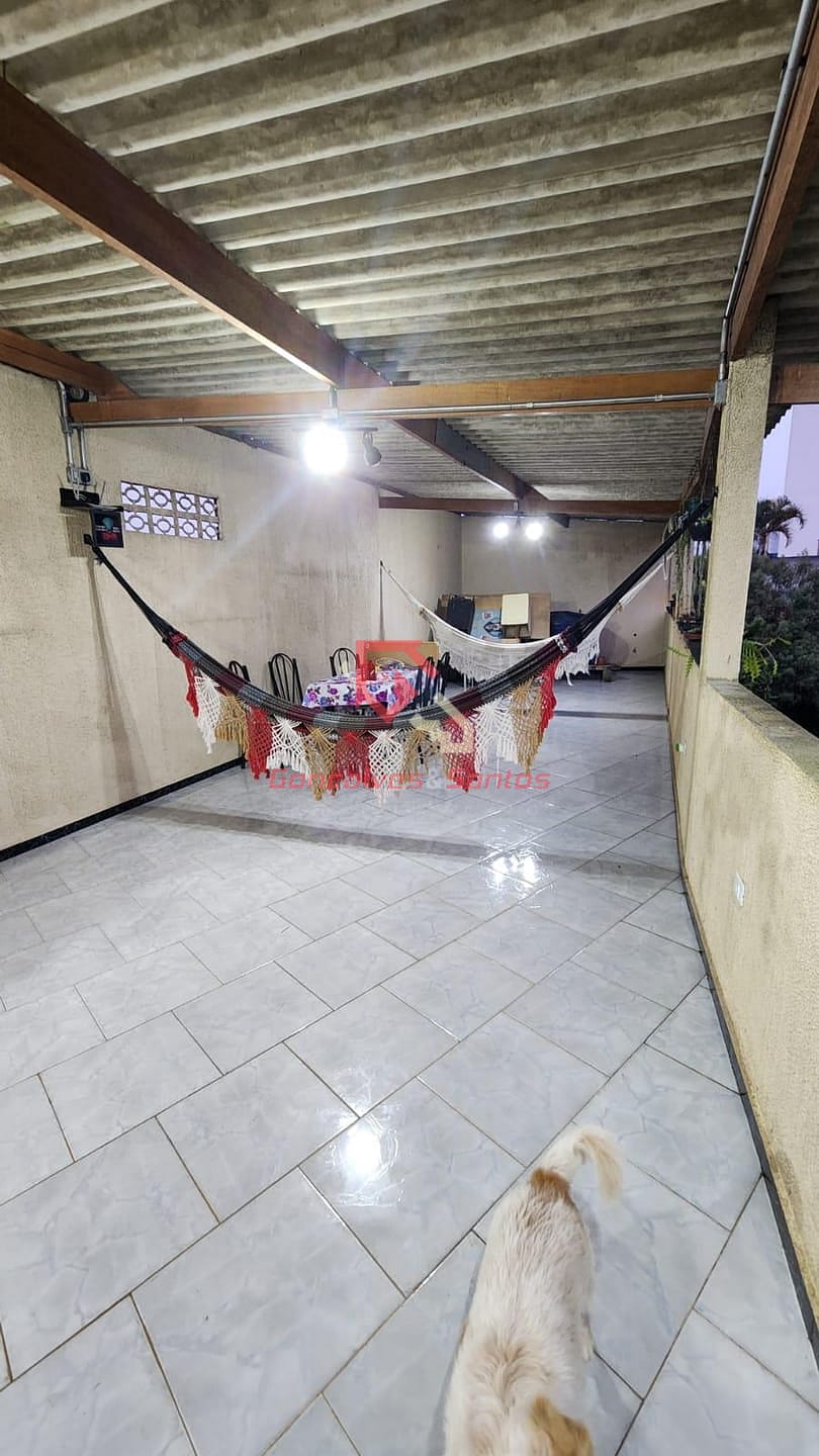 Casa à venda com 5 quartos, 260m² - Foto 7