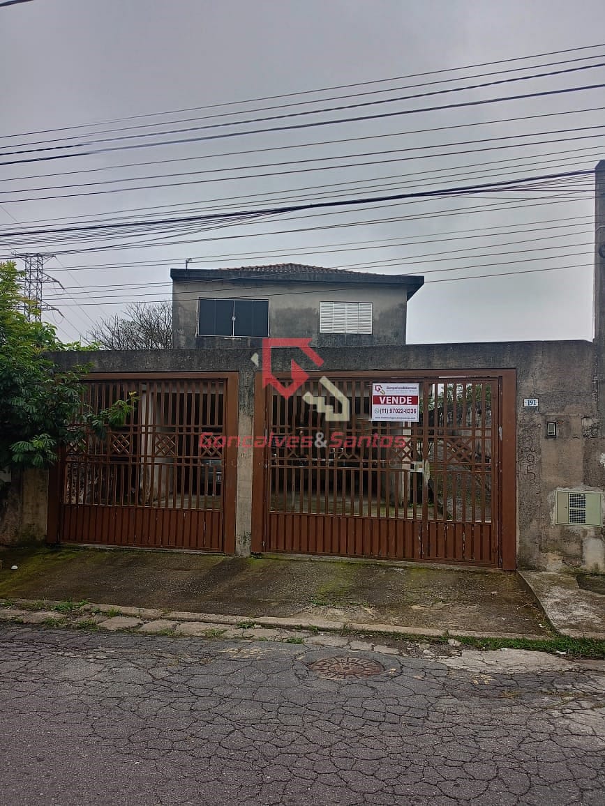 Casa à venda com 5 quartos, 260m² - Foto 1