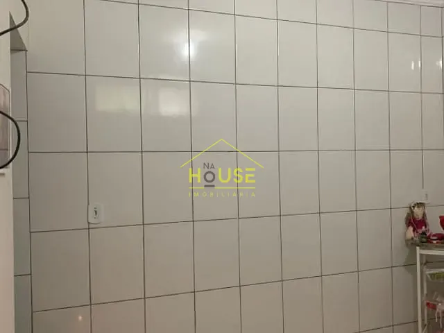 Casa com 225m², à venda, no bairro Parque Guarani em Votuporanga