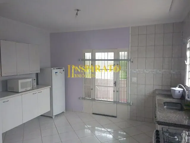 Casa com 1032m² 3 quartos e 2 banheiros, à venda, no bairro Chácara Recreio Santa Camila em Jundiaí
