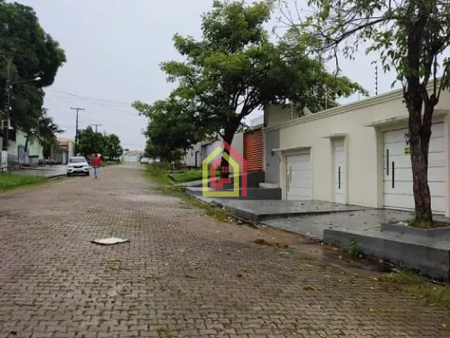 Casa com 300m² 4 quartos e 4 banheiros, à venda, no bairro Nova Marabá em Marabá