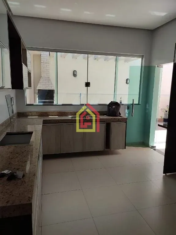 Casa à venda com 4 quartos, 3 suítes, 5 vagas e 10m² no Nova Marabá, Marabá (PA) — foto 7 de 15