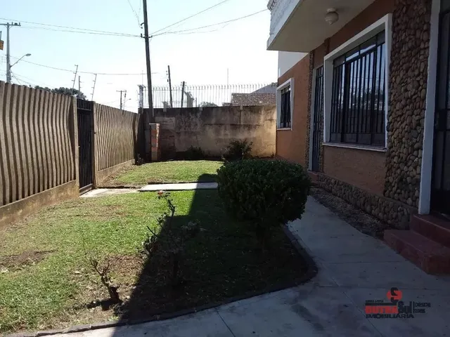 Casa com 714m² 4 quartos e 3 banheiros, à venda, no bairro Fanny em Curitiba