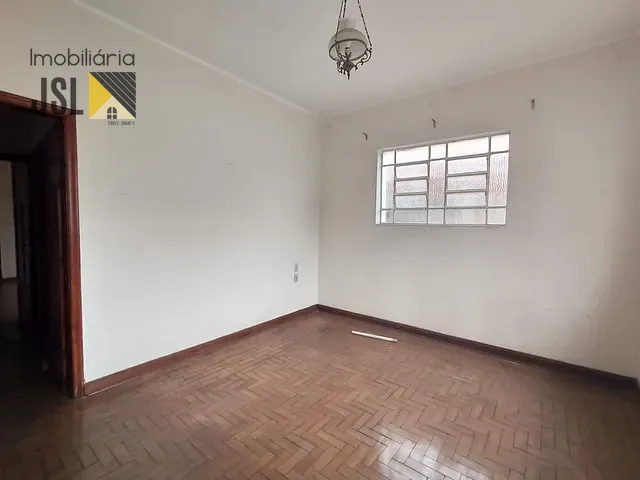 Casa com 360m² 4 quartos e 1 banheiro, à venda, no bairro Centro em Caçapava