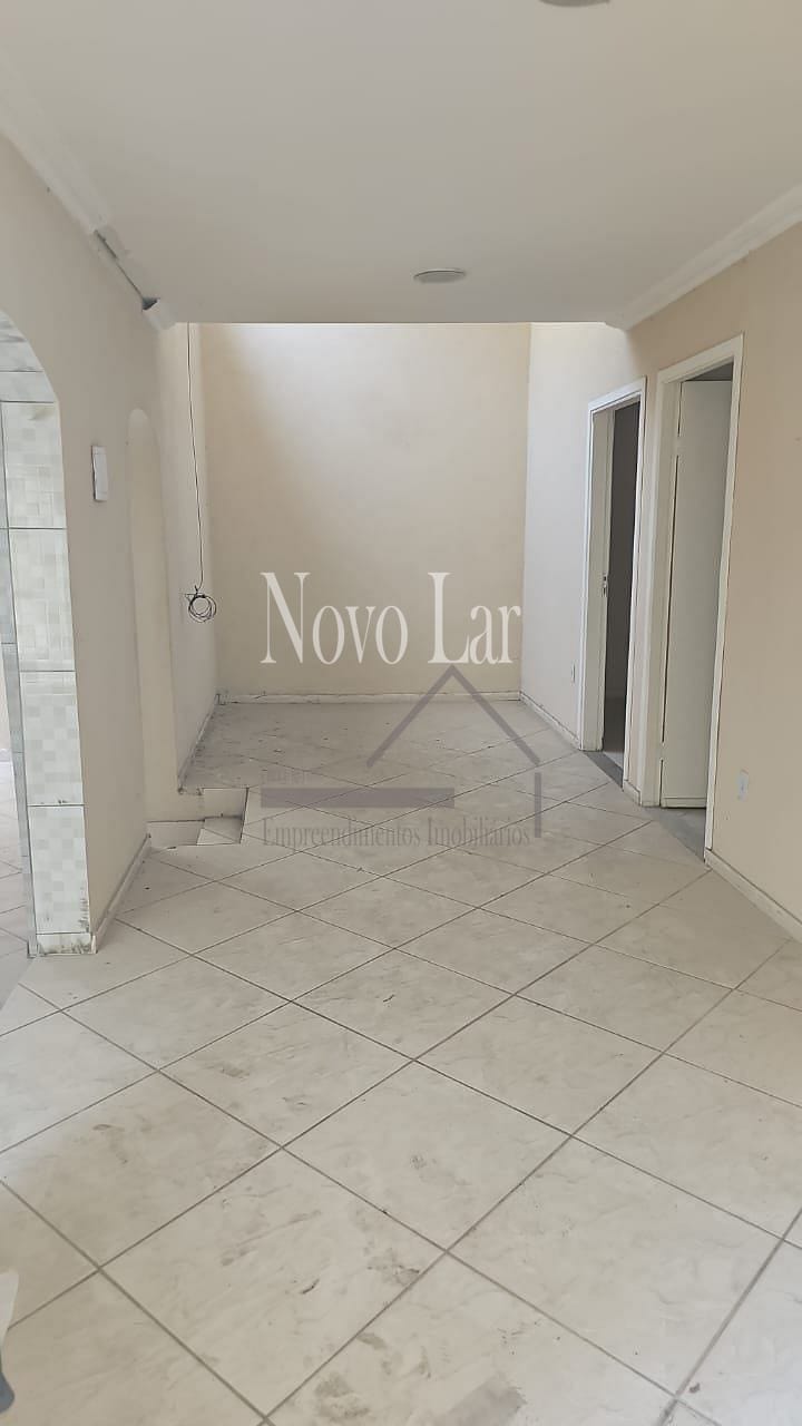 Casa à venda com 6 quartos, 10m² - Foto 3