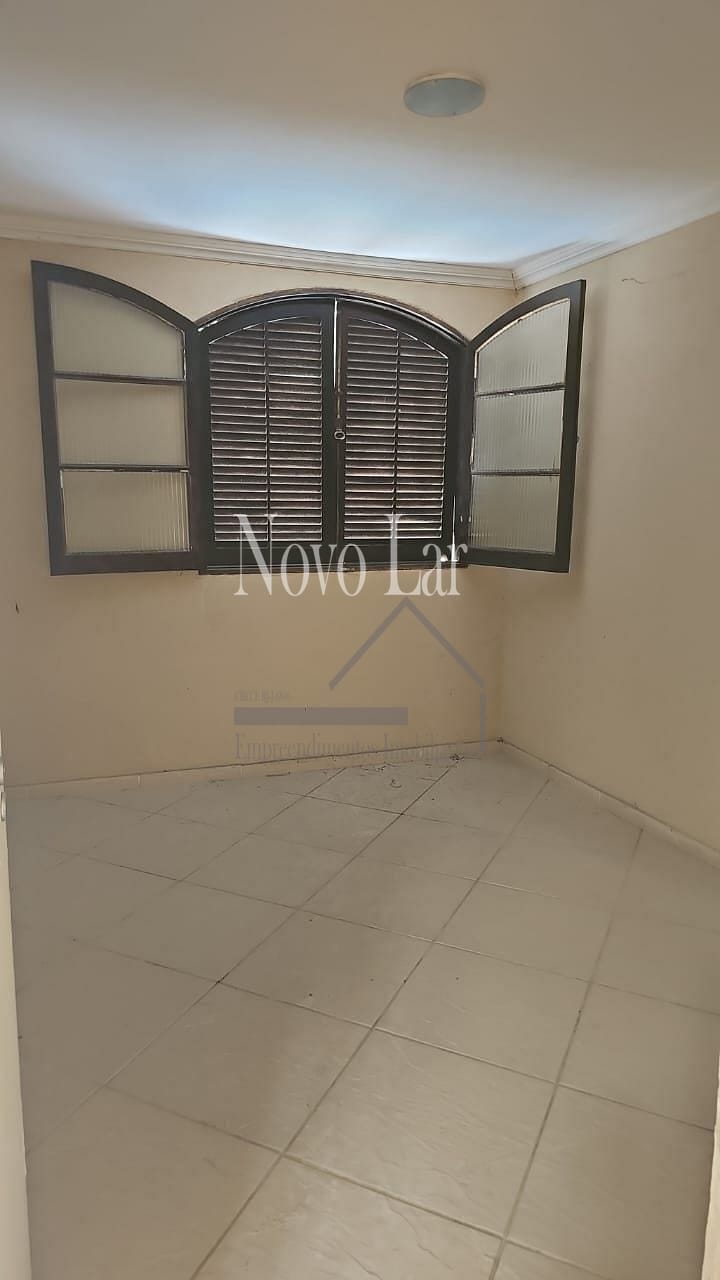 Casa à venda com 6 quartos, 10m² - Foto 8