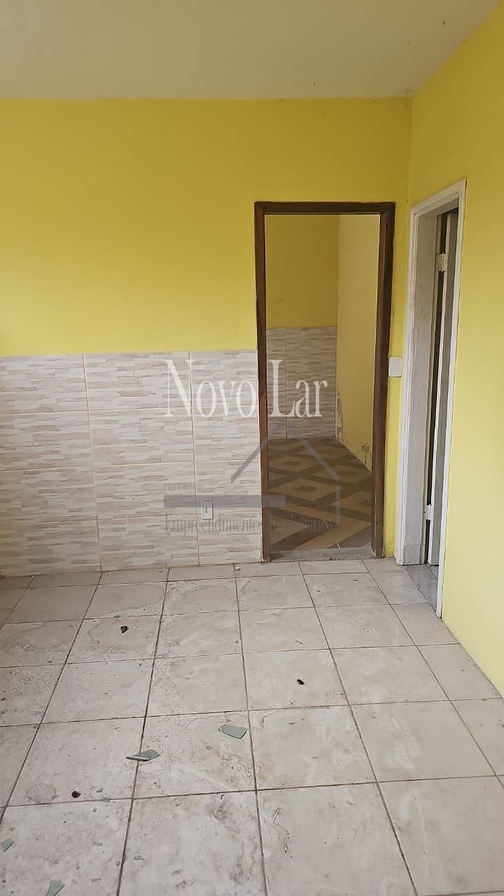Casa à venda com 6 quartos, 10m² - Foto 13