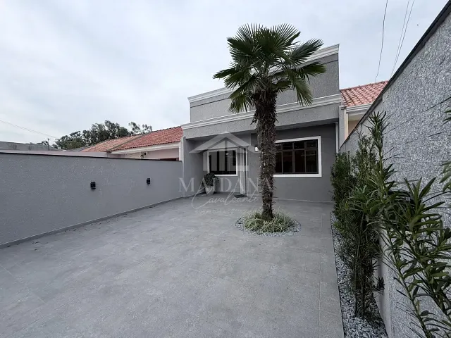 Casa com 181m² 3 quartos e 2 banheiros, à venda, no bairro Costeira em São José dos Pinhais