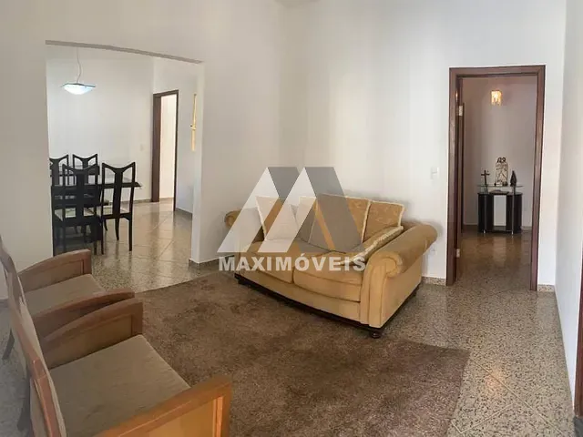 Casa com 300m² 5 quartos e 5 banheiros, à venda, no bairro Jardim dos Anjos em Bom Despacho