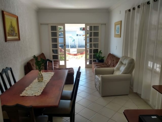 Casa com 455m² 4 quartos e 4 banheiros, à venda, no bairro Ingleses do Rio Vermelho em Florianópolis