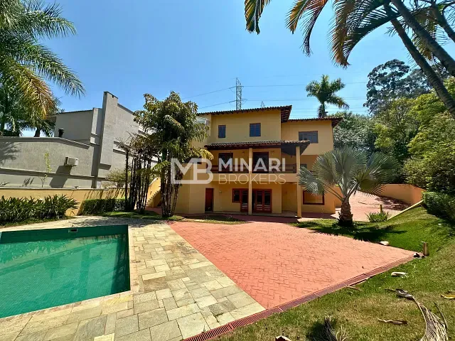 Casa com 1200m² 4 quartos e 6 banheiros, à venda, no bairro Tamboré em Santana de Parnaíba