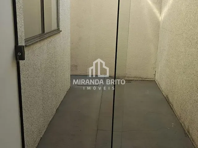 Casa 2 quartos e 2 banheiros, à venda, no bairro Residencial Santa Fé I em Goiânia