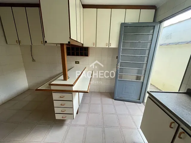 Casa 3 quartos e 3 banheiros, à venda, no bairro Nova Americana em Americana