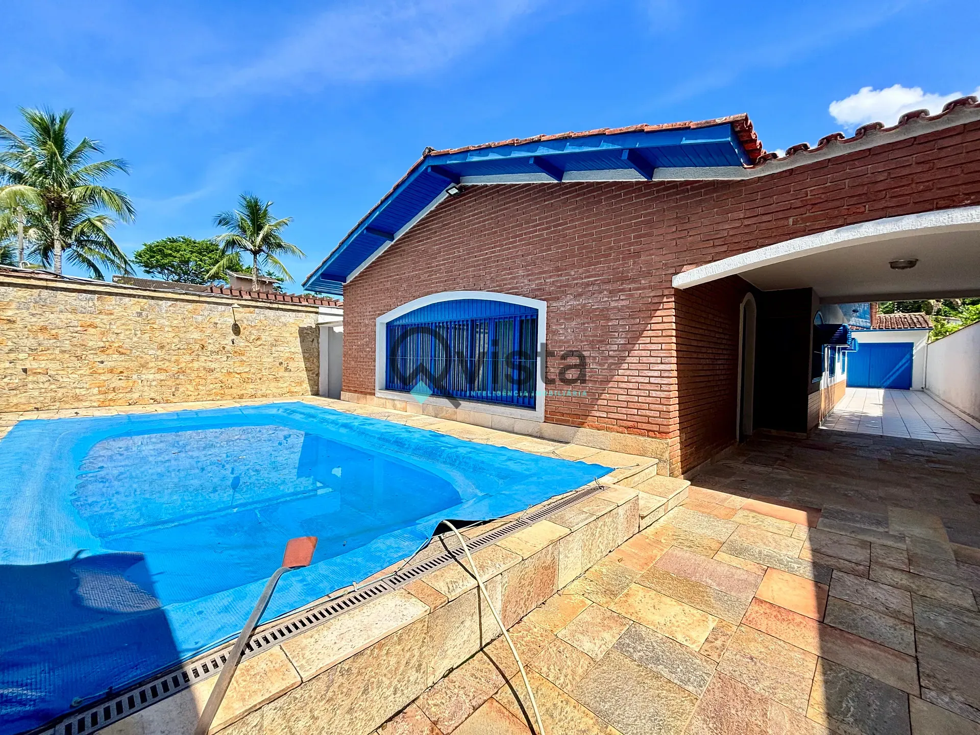 Casa, 3 quartos, 201 m² - Foto 1