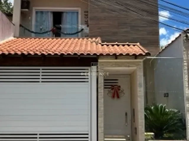 Casa 3 quartos e 2 banheiros, à venda, no bairro Retiro em Volta Redonda