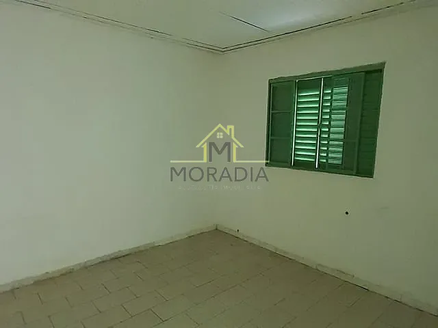 Casa com 200m² 3 quartos e 1 banheiro, à venda, no bairro Jardim Guaxupé em Guaxupé