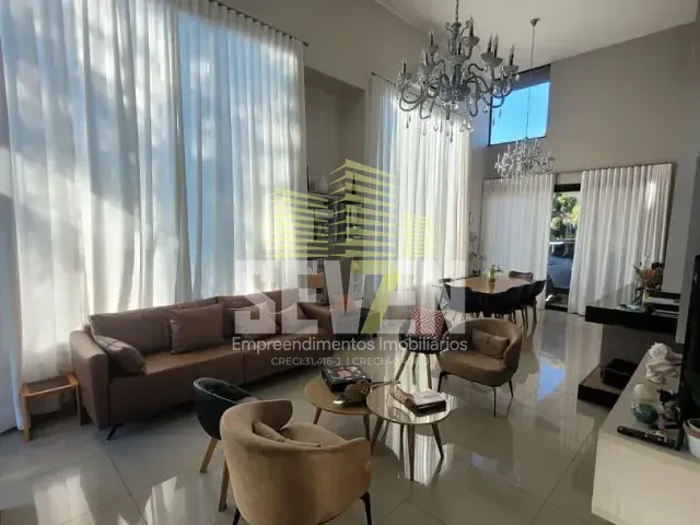 Casa com 1200m², à venda, no bairro Jardim Danúbio em Agudos