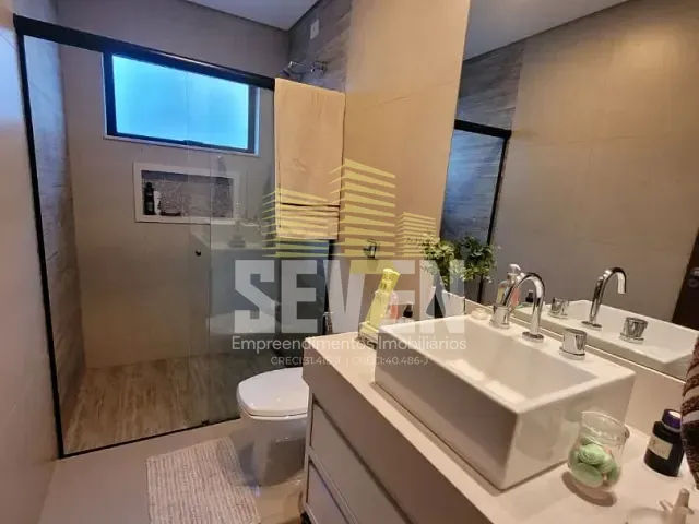Casa com 1200m², à venda, no bairro Jardim Danúbio em Agudos