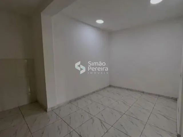 Casa com 517m² 3 quartos e 1 banheiro, à venda, no bairro Centro em Três Rios