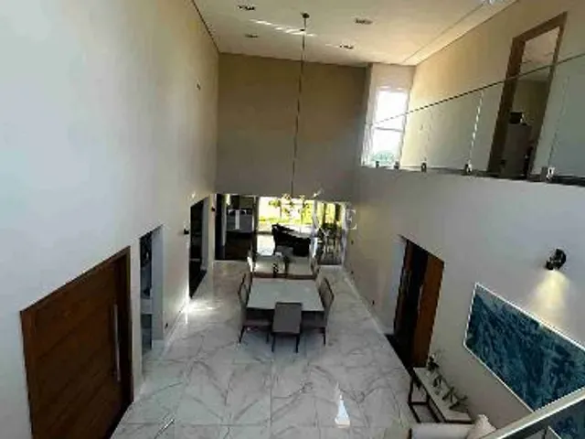 Casa 3 quartos e 5 banheiros, para alugar, no bairro Recreio em Londrina