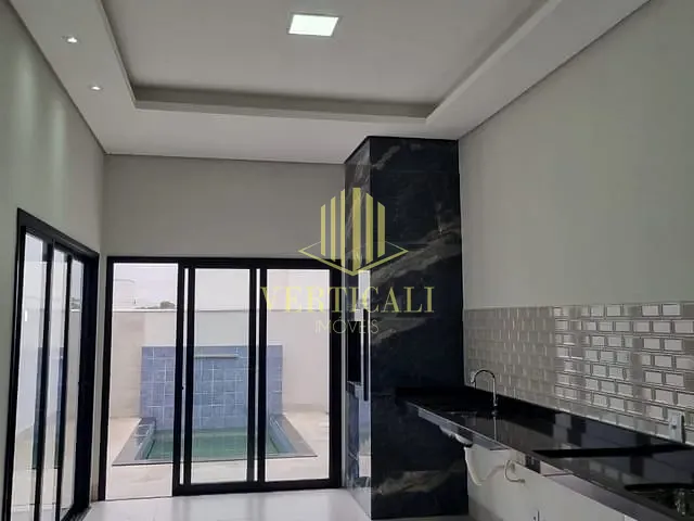 Casa com 250m² 3 quartos e 5 banheiros, à venda, no bairro Condomínio Primor das Torres em Cuiabá