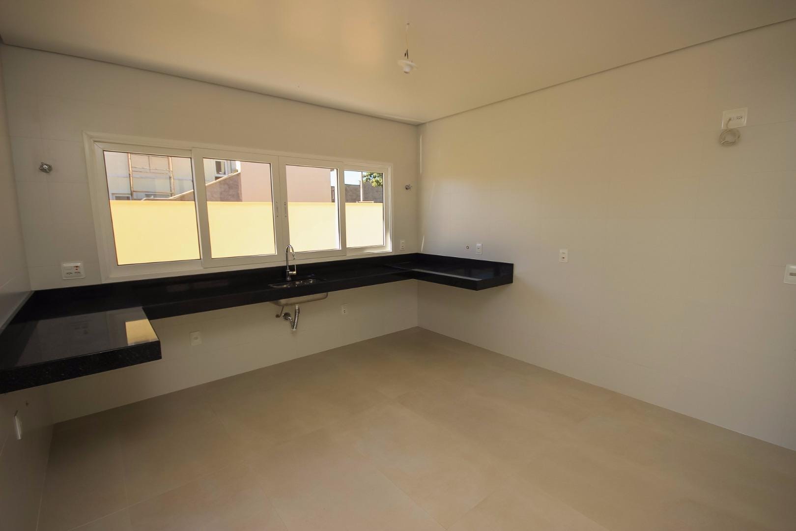 Casa, 3 quartos, 350 m² - Foto 10