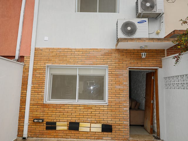 Foto do Casa - Casa de Vila - Viva com Conforto e Privacidade Sobrado  na Porta do Metrô Borba Gato - Oportunidade Imperdível! | Abba Negócios Imobiliários