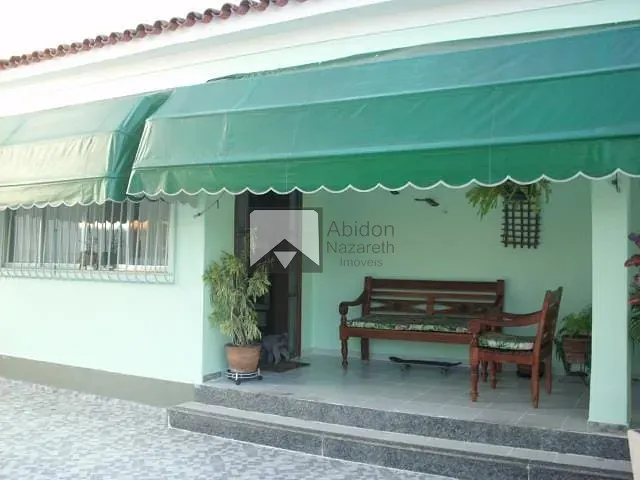 Casa com 320m² 3 quartos e 2 banheiros, à venda, no bairro Icaraí em Niterói