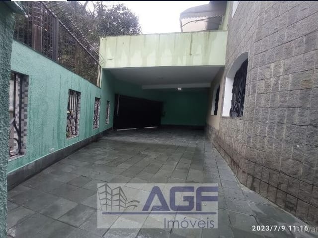 Casa à venda ou para alugar, no bairro Centro em Diadema