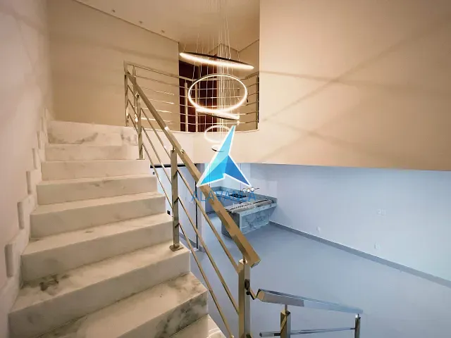 Casa com 162m² 3 quartos e 3 banheiros, para alugar, no bairro Centro em Governador Valadares