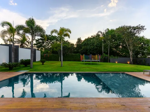 Casa com 3000m² 4 quartos e 8 banheiros, à venda, no bairro Setor de Mansões Dom Bosco (Lago Sul) em Brasília