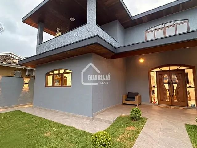 Casa 6 quartos e 6 banheiros, à venda ou para alugar, no bairro Tabatinga em Caraguatatuba