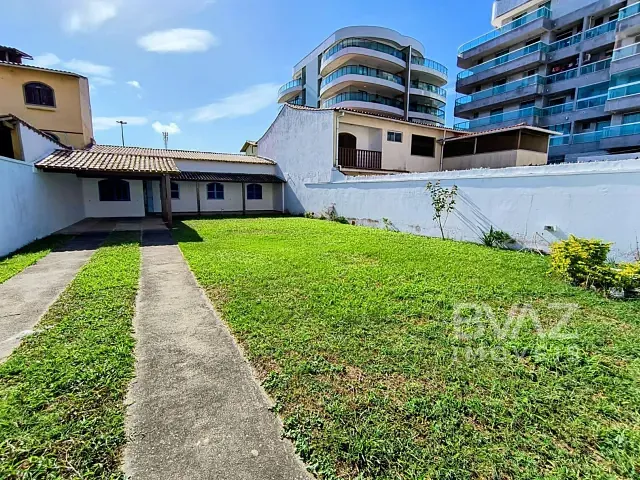 Casa com 360m² 2 quartos e 1 banheiro, para alugar, no bairro Braga em Cabo Frio