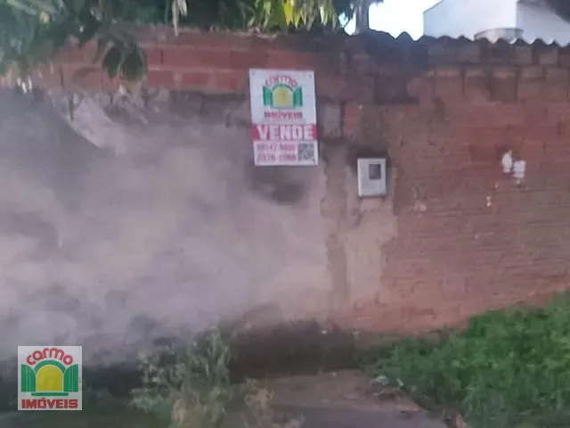 Casa 3 quartos e 2 banheiros, à venda, no bairro Parque dos Pirineus em Anápolis