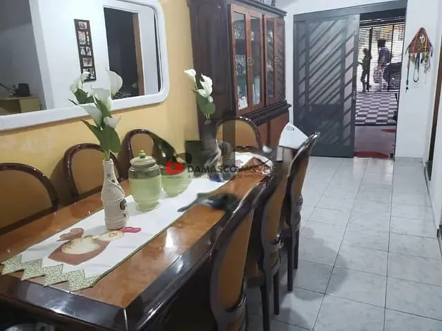 Casa com 225m² 2 quartos e 2 banheiros, à venda, no bairro Cerâmica em São Caetano do Sul