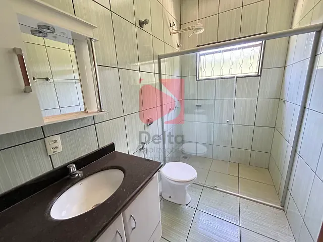 Casa 2 quartos e 1 banheiro, à venda, no bairro Jardim Veneza em Pirassununga