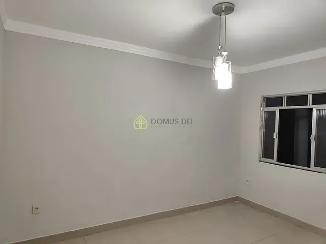 Casa com 200m² 2 quartos e 2 banheiros, à venda, no bairro Água Limpa em Volta Redonda