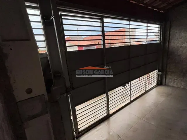 Casa 1 quarto e 1 banheiro, à venda, no bairro Parque São Bento em Sorocaba